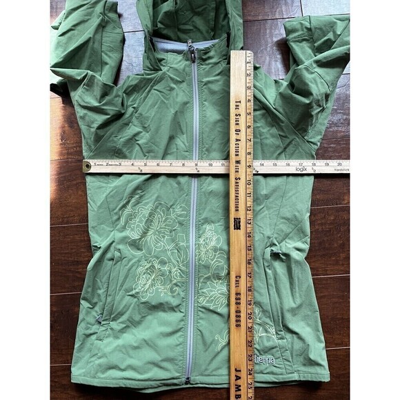 Sherpa Womens green Full Zip Adventure Gear Light Weight Jacket Sz M - Picture 8 of 8